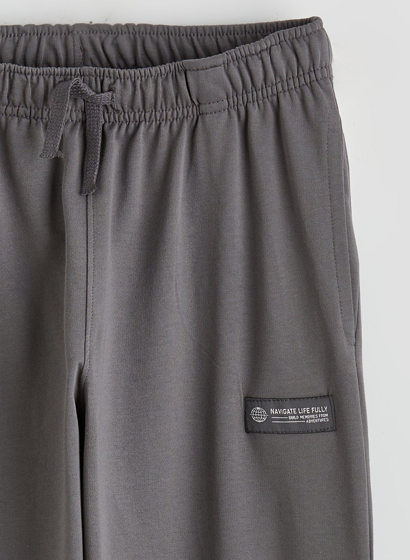 ال سي وايكيكي بنطلون جوجر أولادي بوسط مطاطي - Image 2